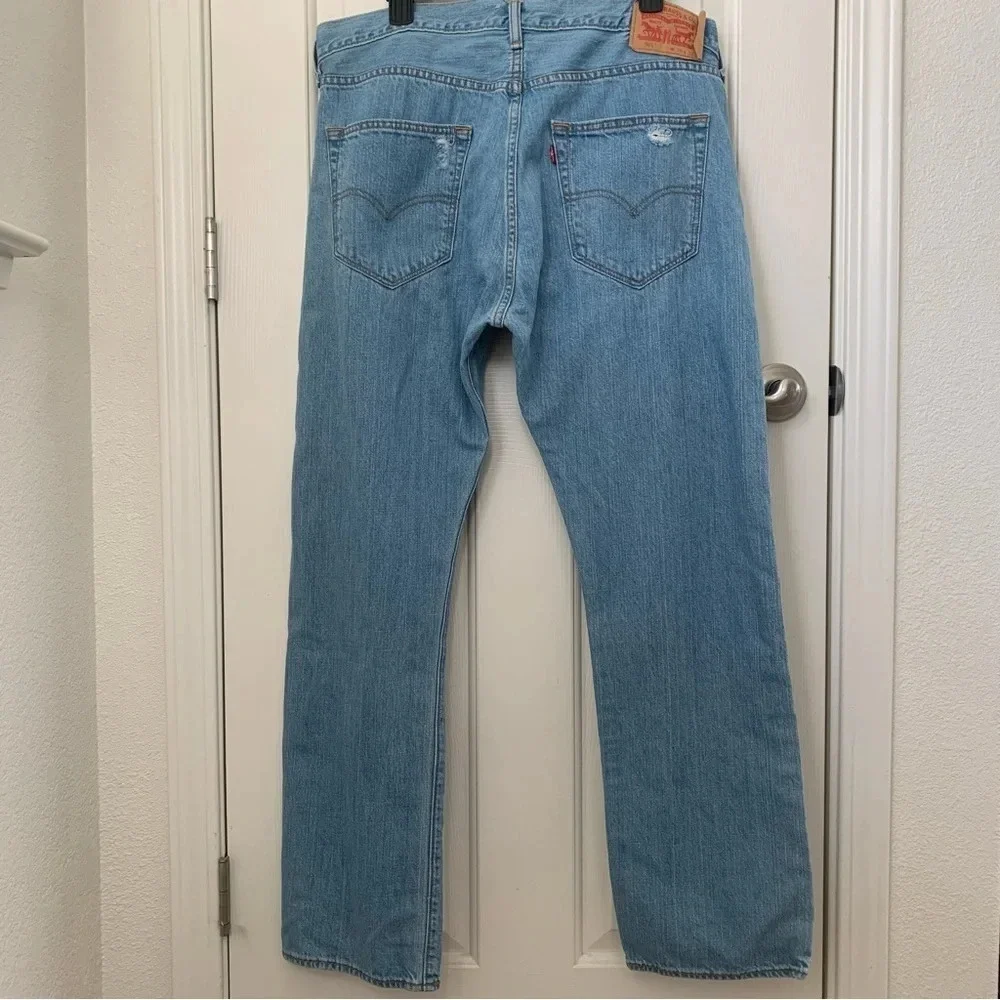 Levi’s 501 original straight button fly, distressed jeans 36 x 32.